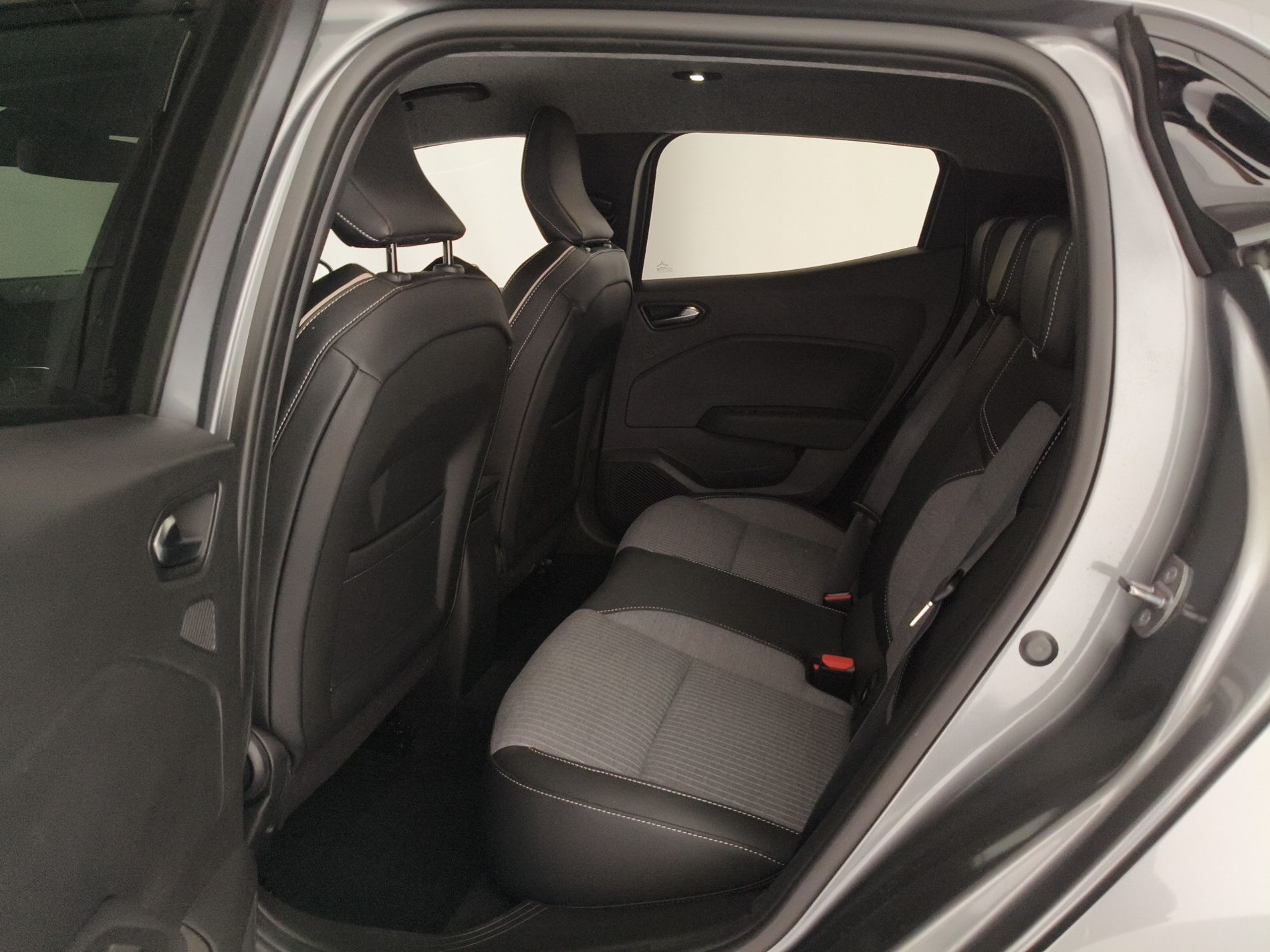 RENAULT Clio V 2023 Clio 1.0 TCe Techno - Messa