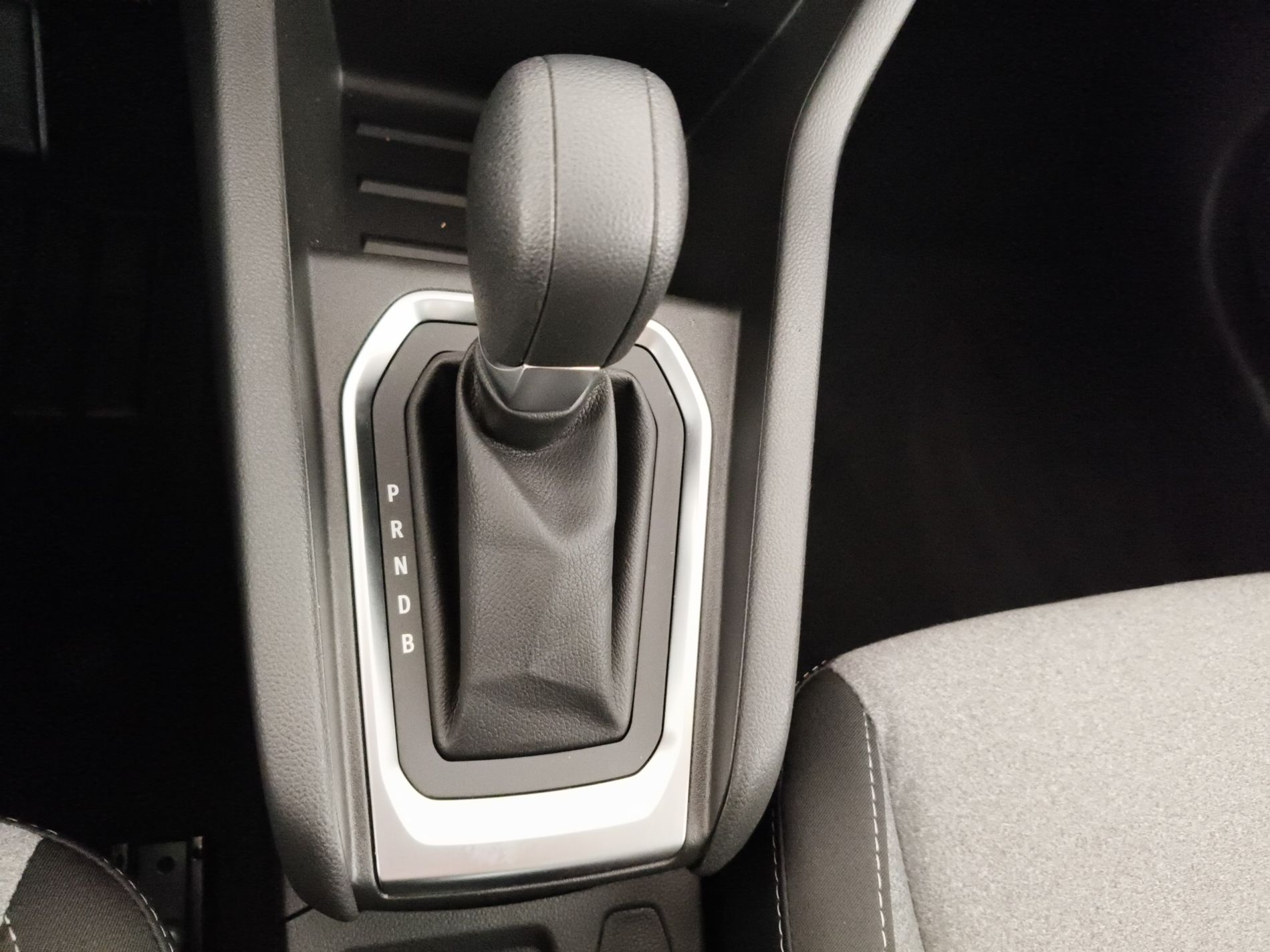 RENAULT Clio Clio 1.6 E-Tech full hybrid Evolution 145cv - Messa