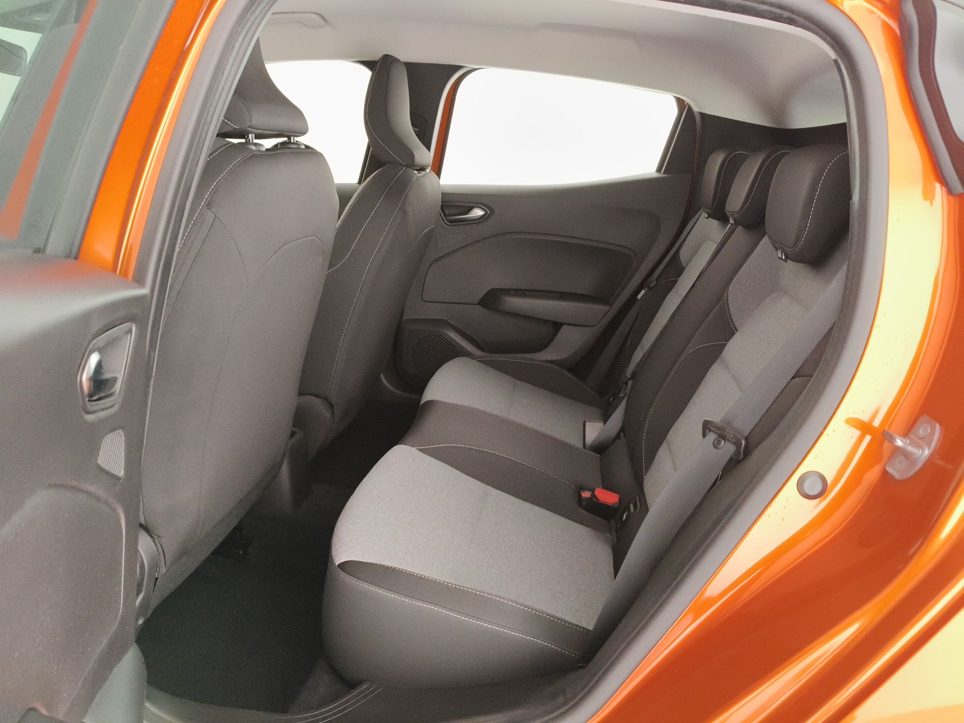 RENAULT Clio Clio 1.6 E-Tech full hybrid Evolution 145cv - Messa