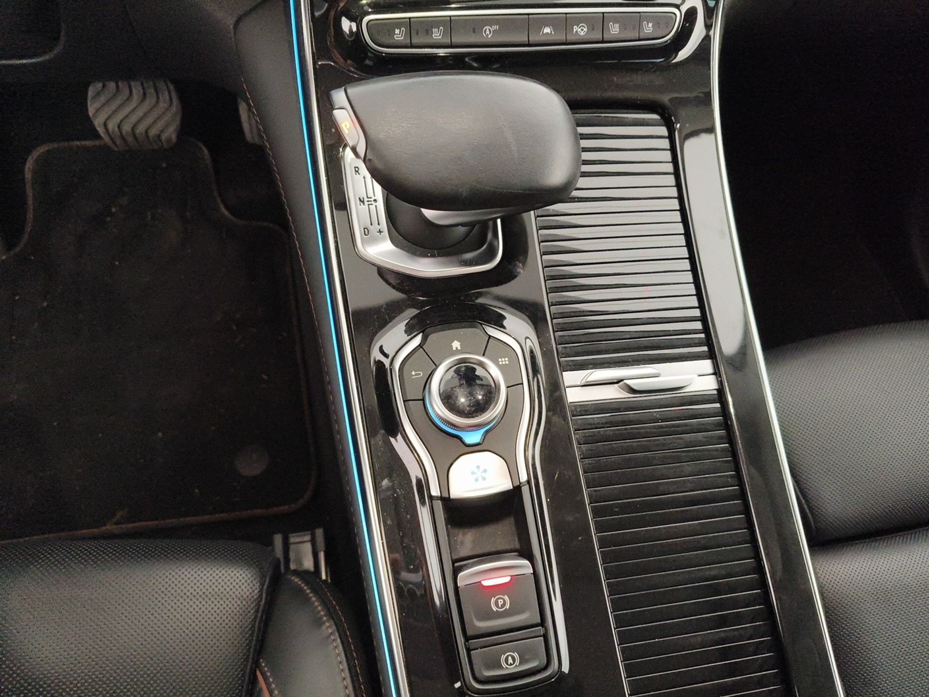 RENAULT Espace Espace 2.0 blue dci Initiale Paris 200cv edc - Messa