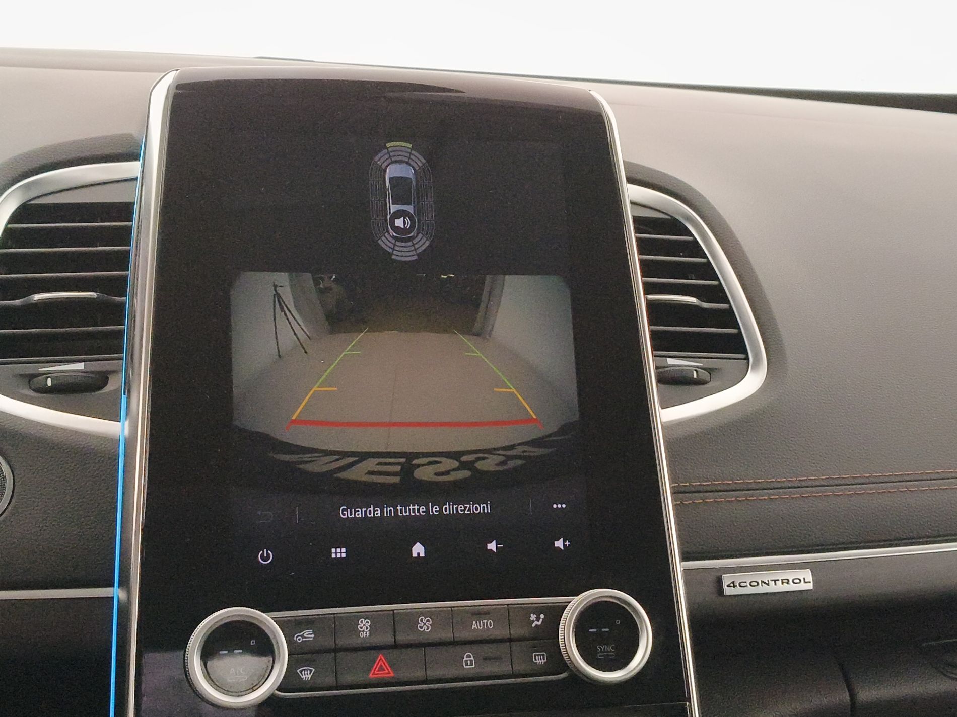 RENAULT Espace Espace 2.0 blue dci Initiale Paris 200cv edc - Messa