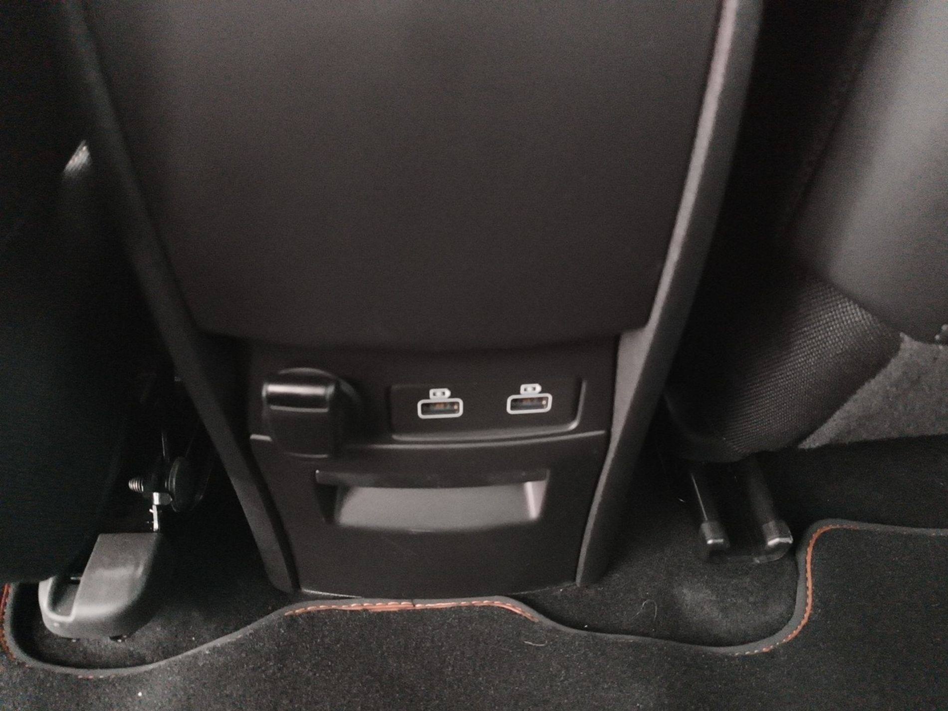 RENAULT Espace Espace 2.0 blue dci Initiale Paris 200cv edc - Messa