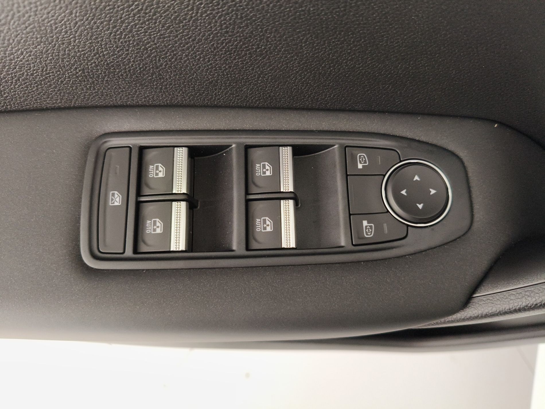 Renault SYMBIOZ evolution full hybrid E-Tech 145 - Messa