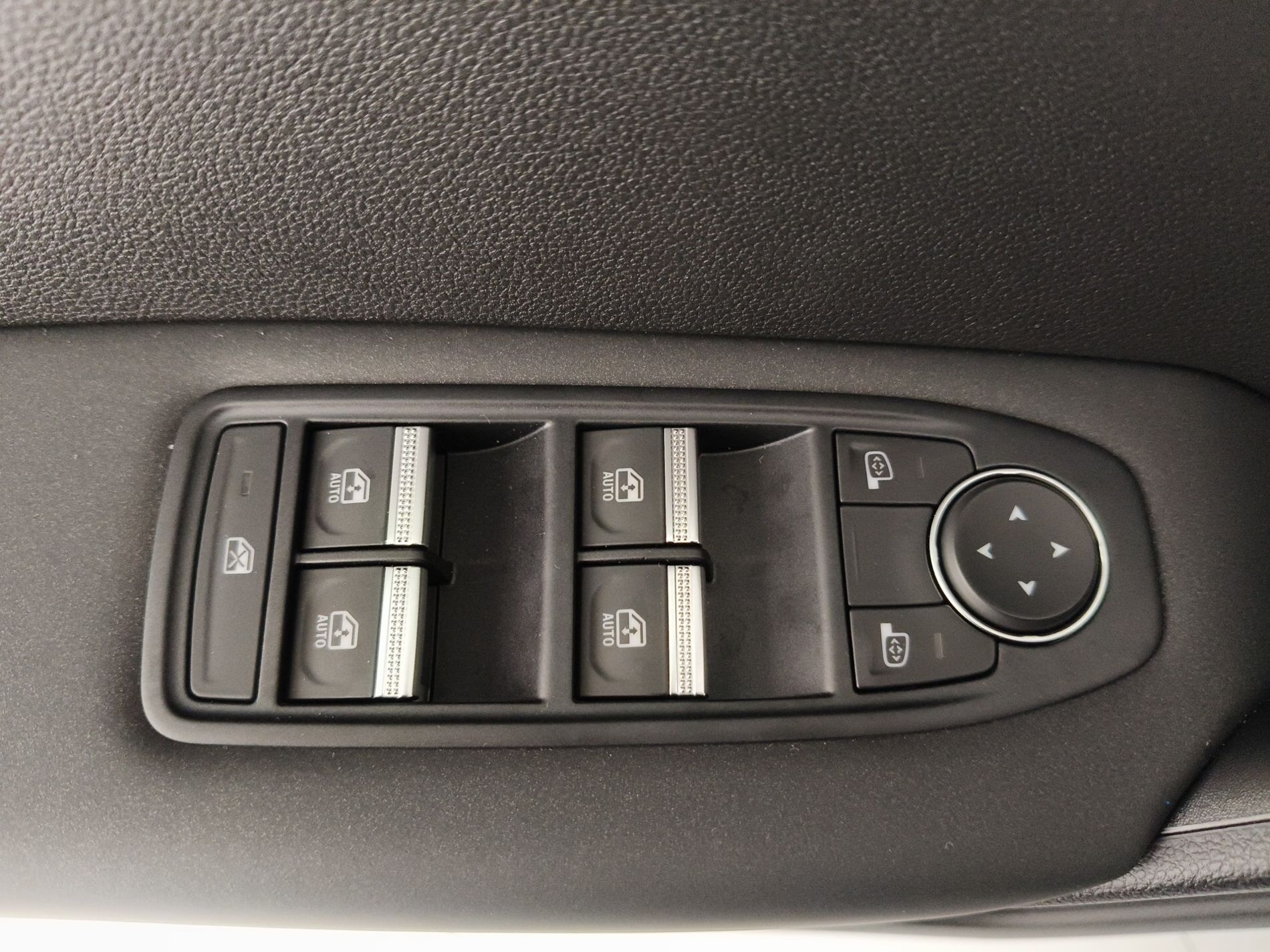 Renault SYMBIOZ evolution full hybrid E-Tech 145 - Messa