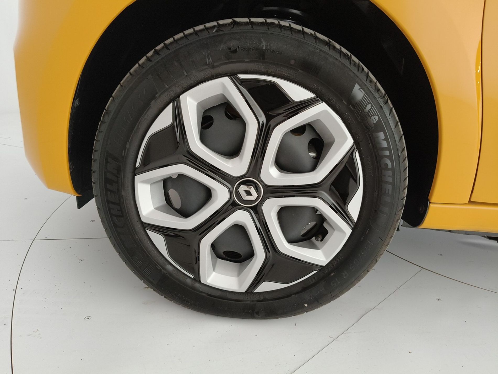 Renault TWINGO ELECTRIC E-TECH electric equilibre - Messa