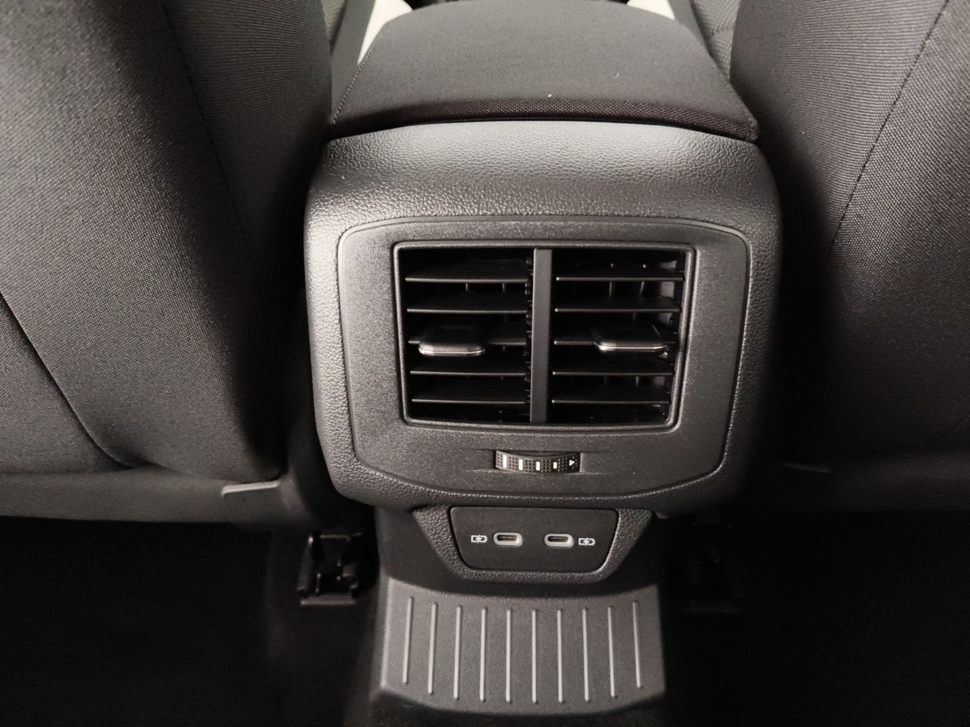 VOLKSWAGEN T-Roc 2017 T-Roc 1.5 TSI ACT Business - Messa